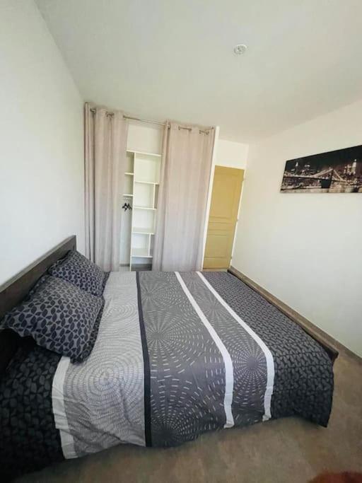 Jolie Maison De Village 2 Chambres Ouveillan Екстериор снимка