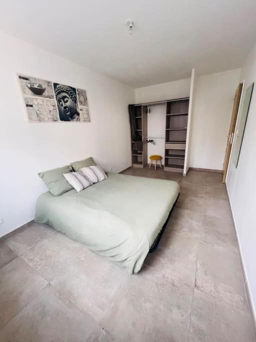 Jolie Maison De Village 2 Chambres Ouveillan Екстериор снимка